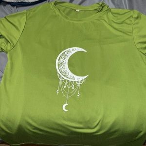 Neutral dark green graphic T-shirt